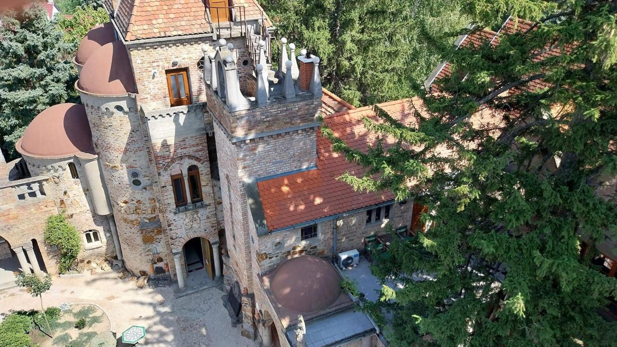 Korona Apartman Szekesfehervar Exterior photo